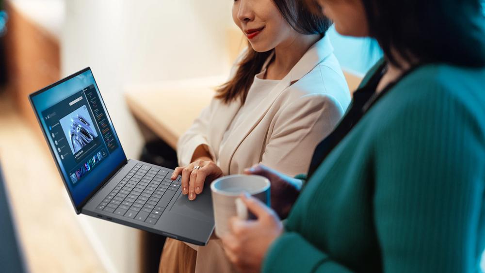 Apple vs Dell Laptops in 2026