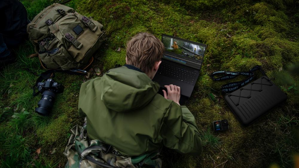 AI-powered laptop interface displaying Windows AI productivity features