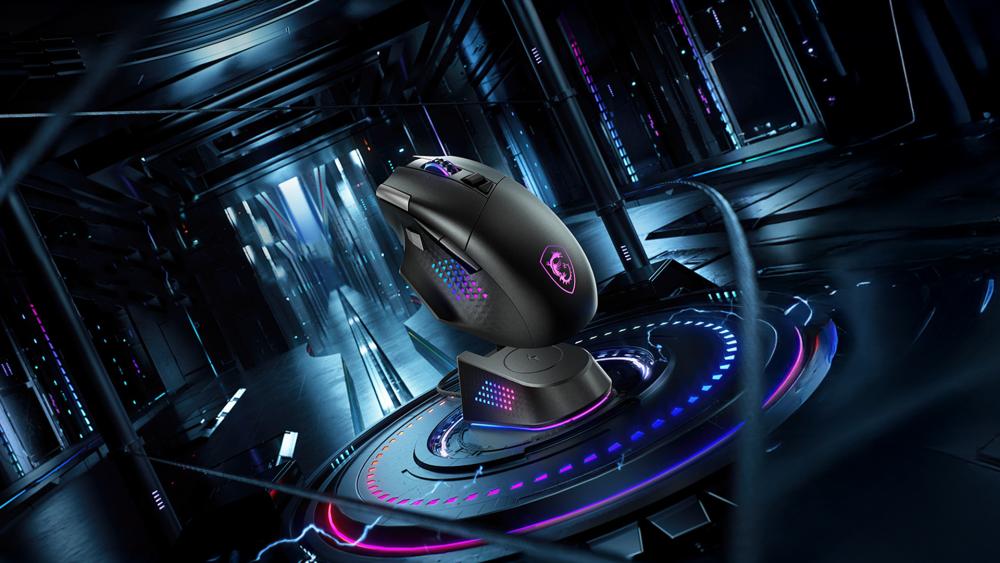 Gaming mouse showcasing shape and performance design