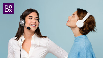 Headset vs Headphones: What’s the Difference?
