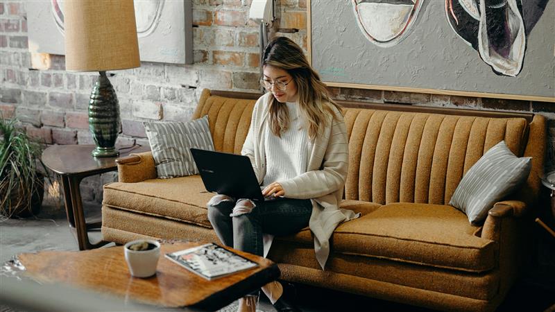Embracing the Flexible Hustle: Easy Living, Easy Working 