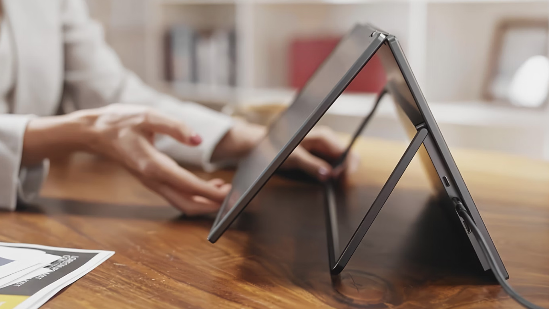 Top Portable Monitors for Multiple Monitor Setups 
